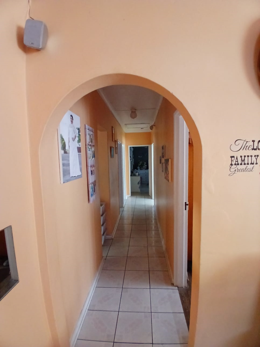 4 Bedroom Property for Sale in Amalinda Eastern Cape